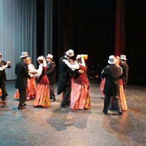 Gala de danses traditionnelles par l’Ensemble Clap’Sabots – 37ème année