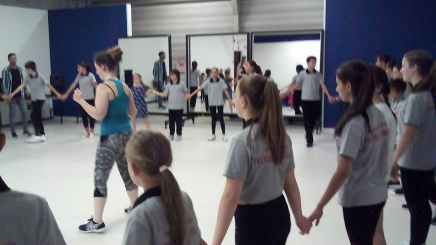 Rencontre avec les danseurs roumains de l’Asamblul Folcloric Florile Tarcăului