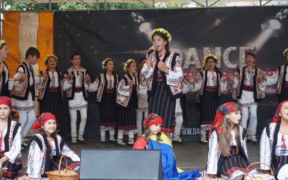 Rencontre avec les danseurs roumains de l’Asamblul Folcloric Florile Tarcăului